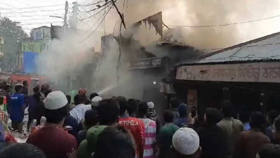 হকার্স মার্কেট, আগুন, দোকান