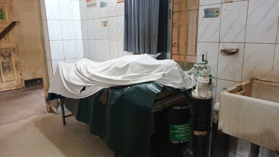 বোয়ালখালী, বিদ্যুৎস্পৃষ্ট, ট্রাক চালক