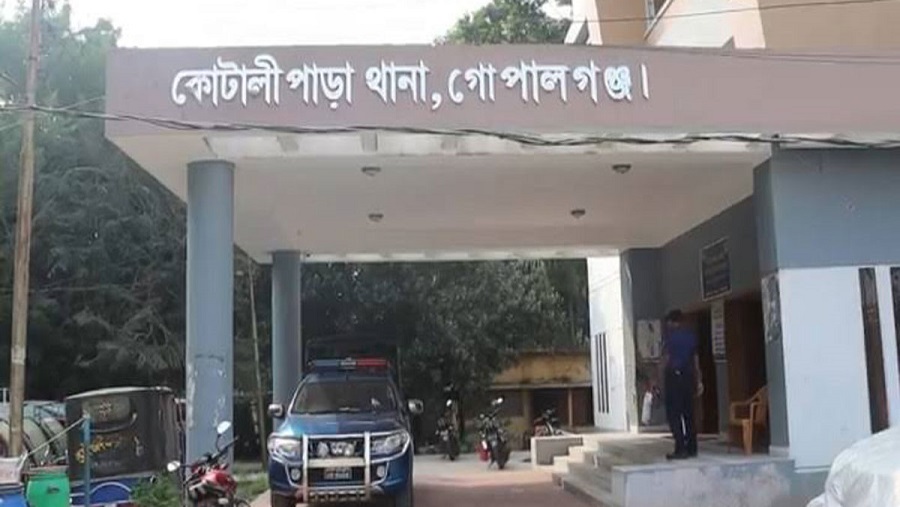 বেনজীর, মাছ চুরি