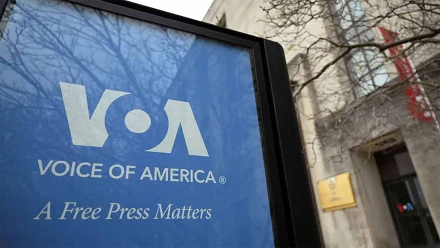 চাকরিচ্যুত