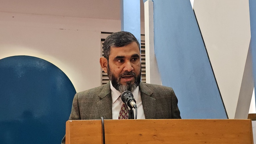 নির্বাচন